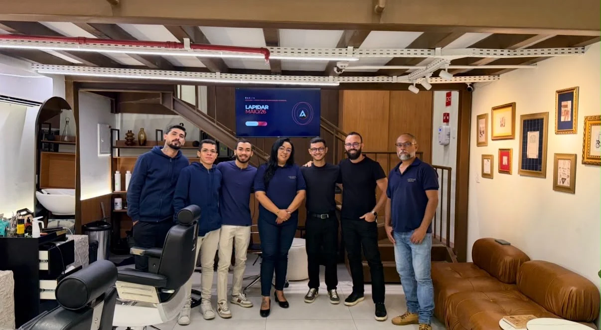 Equipe BeAxis no escritório de um cliente