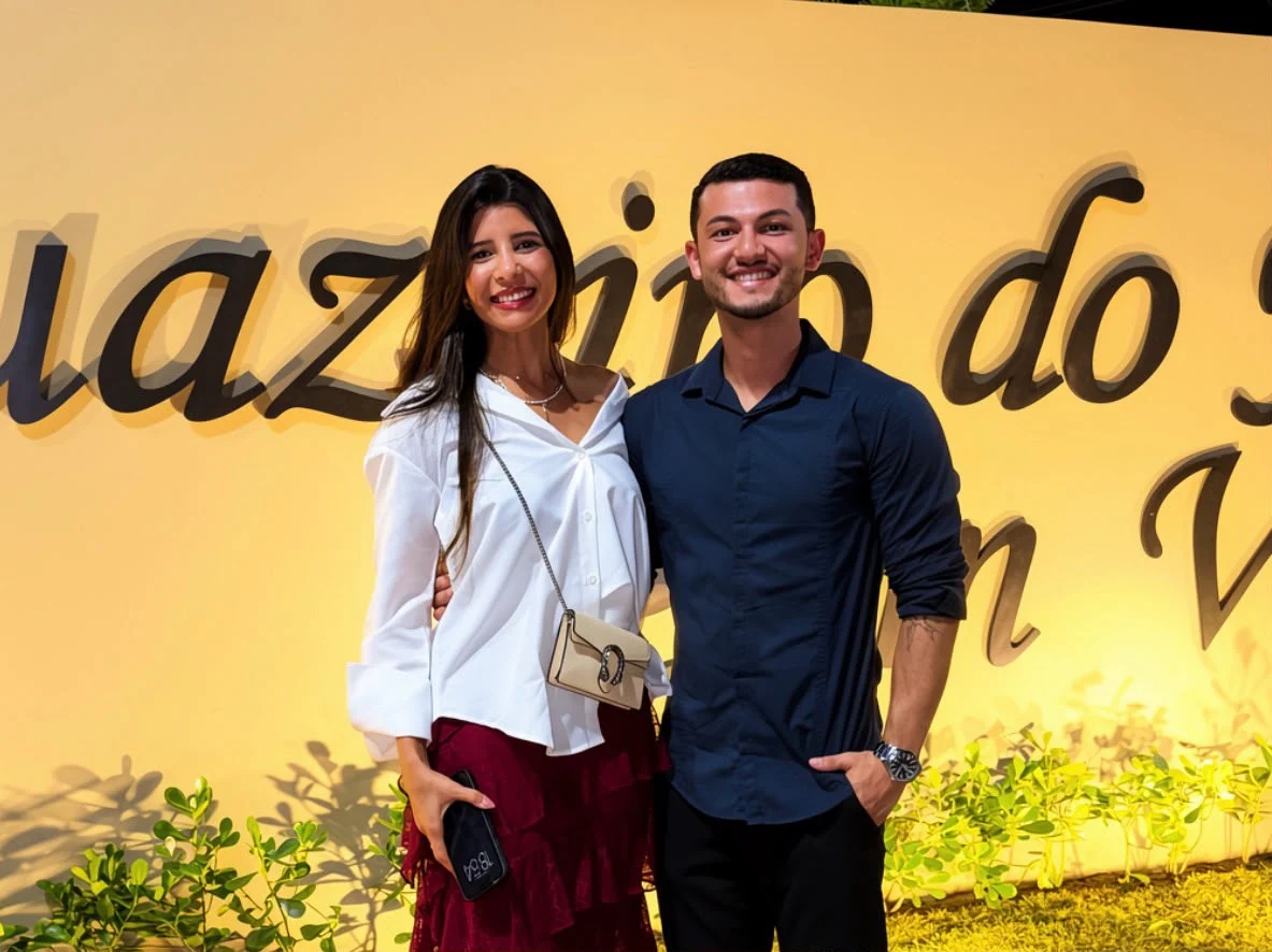 Icaro Germano com cliente em evento